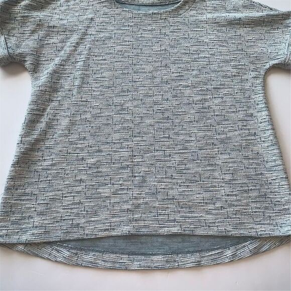 LOFT Women's Short Sleeve Textured Blue Top Size M Casual Spring - Picture 6 of 7